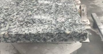 丹东芝麻白楼梯踏步 芙蓉白