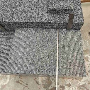 丹东芝麻黑拉丝面