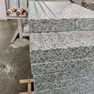 丹东芝麻白楼梯踏步