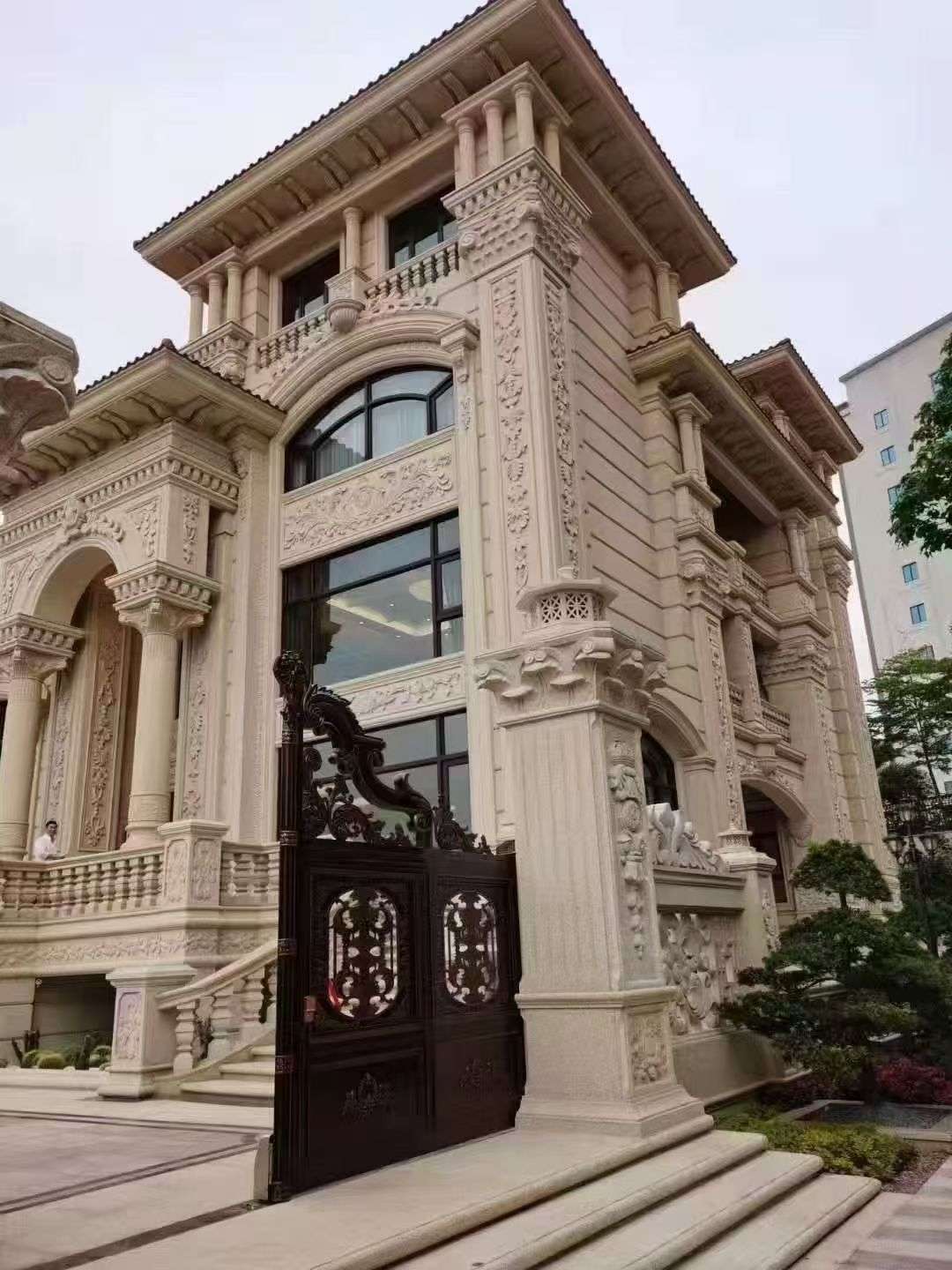 丹东黄金麻别墅外墙异形定制