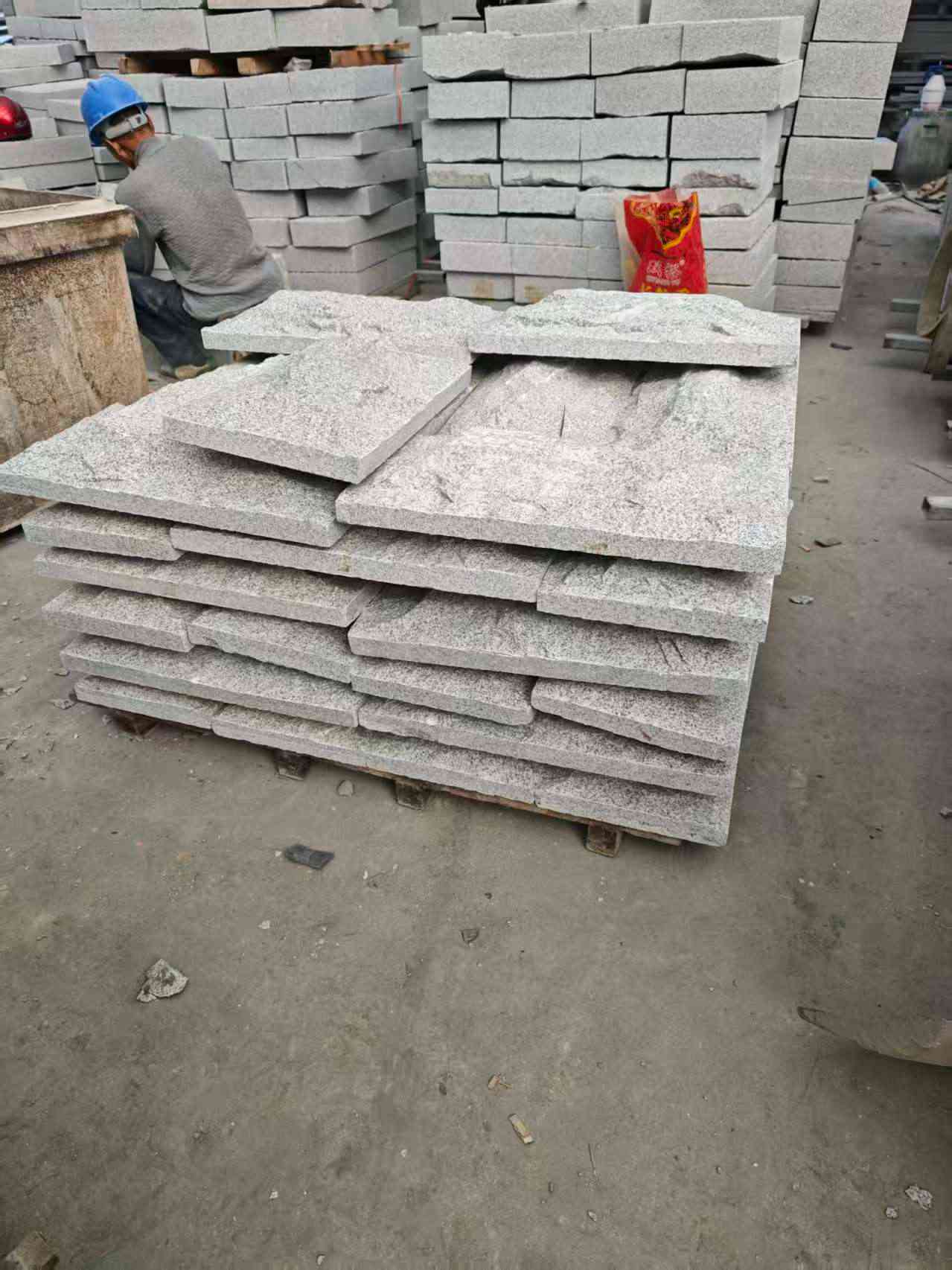 丹东芝麻白蘑菇石，自然面