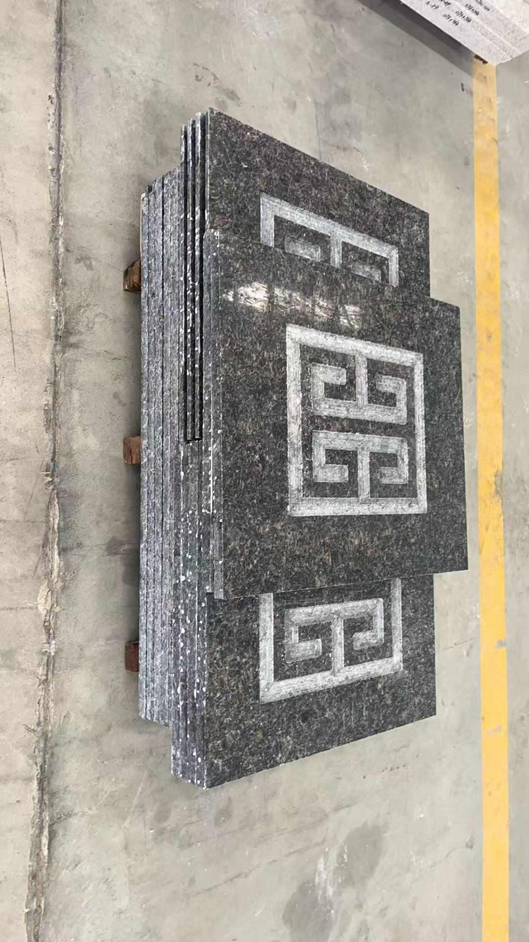 丹东英国棕回纹雕刻版